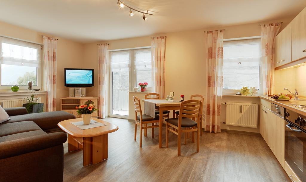 Ferienhaus Zenz - Ferienwohungen Ernst Zewnętrze zdjęcie